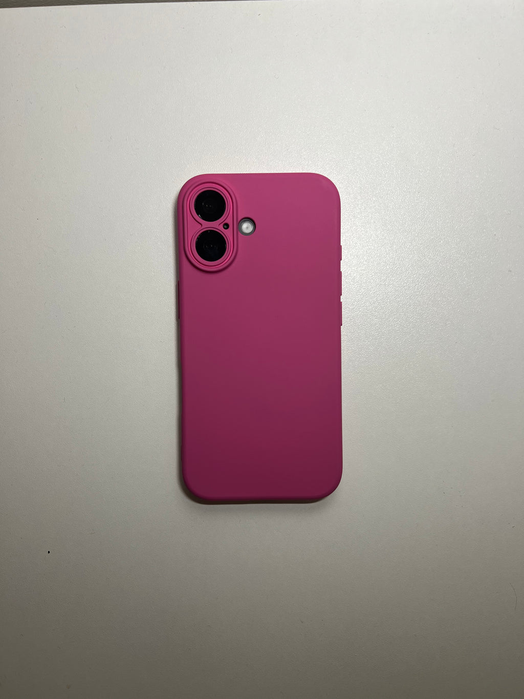Coque silicone rose Iphone 16