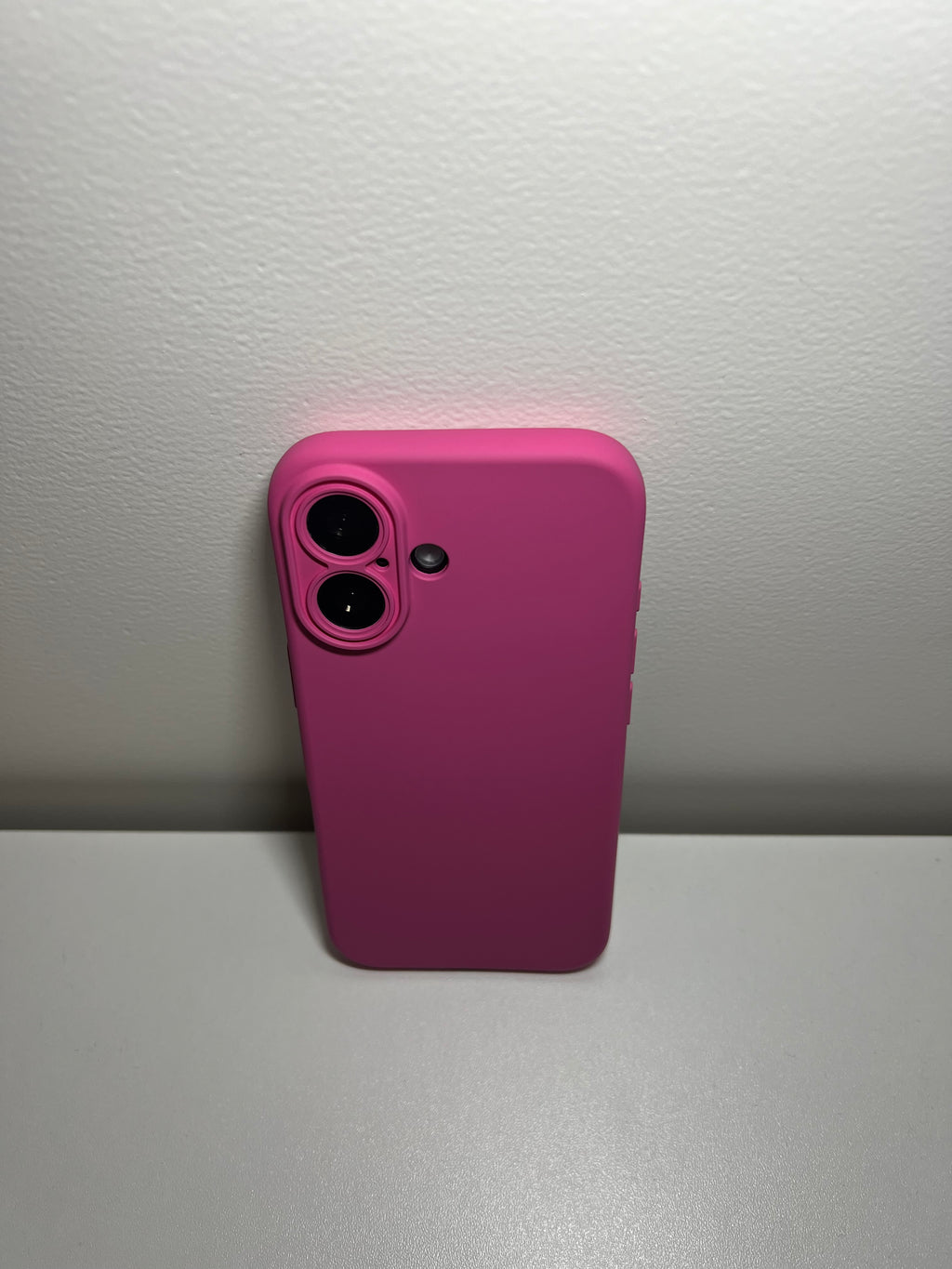 Coque silicone rose Iphone 16